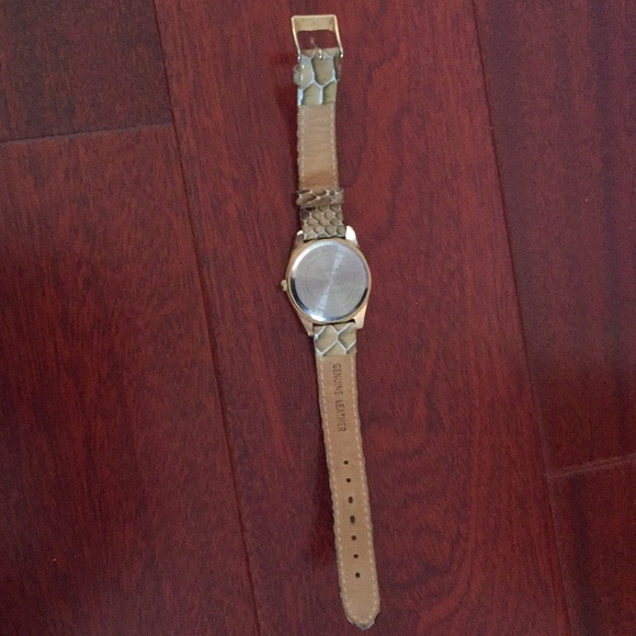 Armitron Ladies Watches - Picture 4 of 6